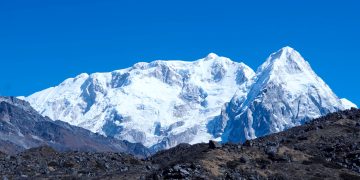 मुस्कुराएको कञ्चनजङ्घा हिमाल