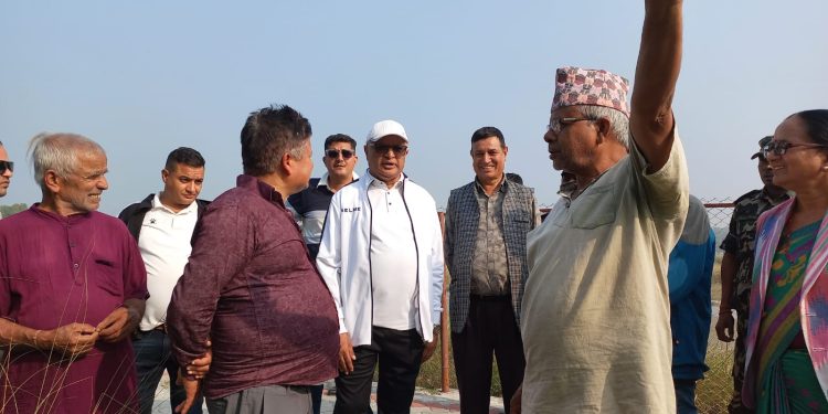 मुख्यमन्त्री कार्कीद्धारा पार्क निर्माण स्थलको निरीक्षण