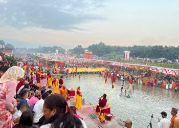 इटहरीमा छठ पर्वको उल्लास (फोटोफिचर)