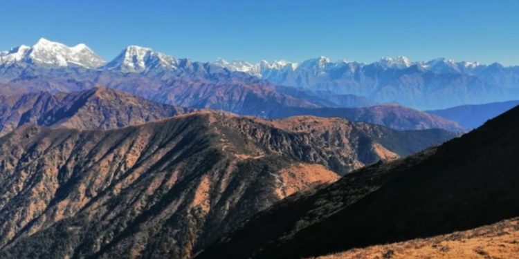 सोलुखुम्बु : भरपर्दो सञ्चार सुविधा नहुँदा पर्यटकलाई मर्का