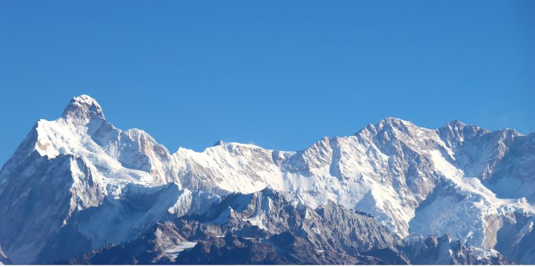पाथीभराबाट देखिएको हिमश्रृङ्खला