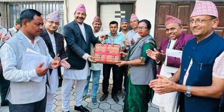 इटहरी उपमहानगरले चालु आर्थिक वर्षको भन्दा एक अर्ब कमको बजेट ल्यायो (पूर्णपाठसहित)