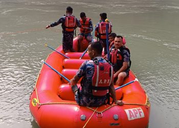 सप्तकोशी नदीमा हराएका दुईमध्ये एक सशस्त्र जवानको शव भेटियो