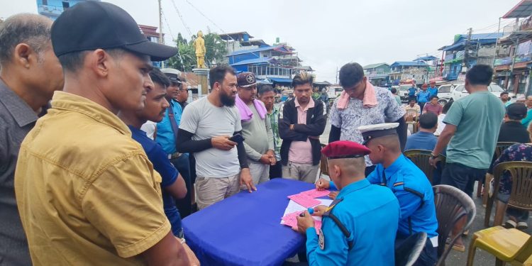 धनकुटामा सार्वजनिक सवारीमा टाइम कार्ड लागू