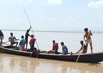 सप्तकोशी नदीमा नुहाउन गएका एक बालक बेपत्ता