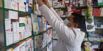 चिकित्सकको सल्लाहबिना अन्धाधुन्ध एन्टिबायोटिक प्रयोगले मौन महामारी बन्दै ‘एएमआर’