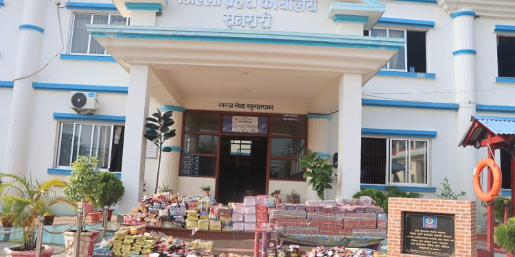सुनसरीमा ठूलो परिमाणको पटका बरामद