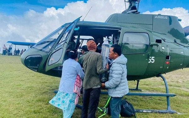 भोजपुरबाट सुत्केरी र शिशुको हेलिकप्टरमार्फत् उद्धार