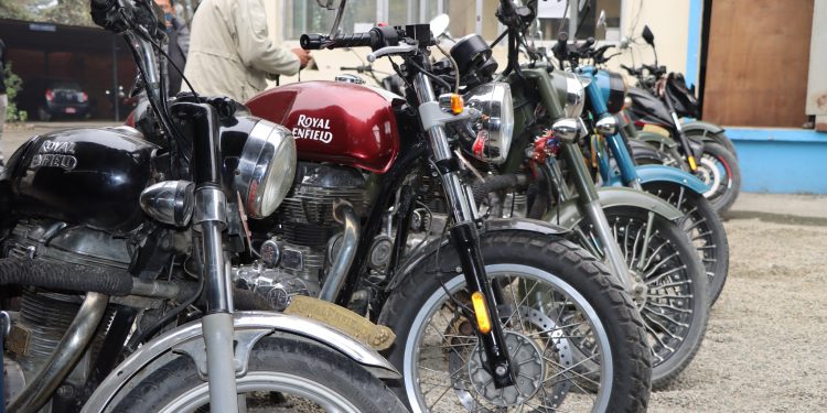 इटहरीमा स्वरूप परिवर्तन र ध्वनी प्रदूषण गर्ने १० मोटरसाइकल नियन्त्रणमा