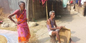 झापाका मतदाता भन्छन् – चुनावका बेलामा बाचा मात्रै गर्छन्, जितेपछि फर्केर हेर्दैनन्