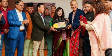 चर्चित गायिका पवित्र सुब्बालाई ‘नझरेका फूलहरू सम्मान–२०८२’ प्रदान