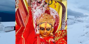 हिमपातपछि देखिएको पाथीभरा मन्दिर क्षेत्रको दृश्य (फोटो फिचर)