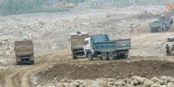 मोरङमा मापदण्डविपरीत सञ्चालित दुई क्रसर उद्योग बन्द 