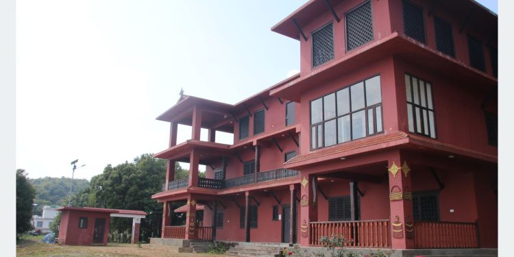 ऐतिहासिक सम्पदाको संरक्षणसँगै बढ्दै हिलिहाङ दरबारको लोकप्रियता
