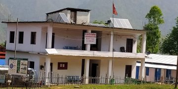 भोटेकोशी बाढी पीडितलाई ताप्ली गाउँपालिकाकाे उन्नाईस लाख सहयोग