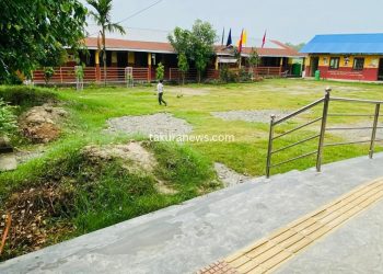 जग्गा दाताले नै बाटाे बन्द गरिदिएपछि विद्यालय आवागमनमा अवराेध