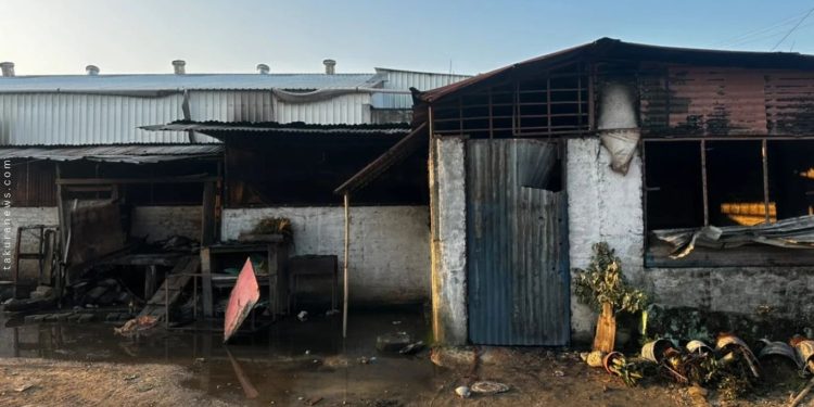 झापाको बिर्तामोडमा ग्यारेजको क्यान्टिनमा आगलागी, एक जनाको मृत्यु