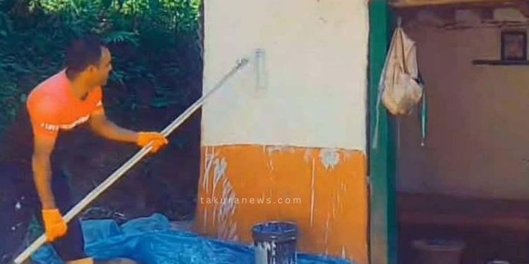 परम्परागत रूपमा माटोले घर पोत्ने चलन हराउँदै
